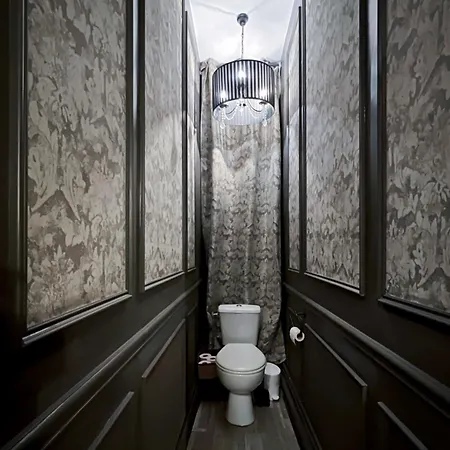 Charming In The Heart Of Apartment Paris